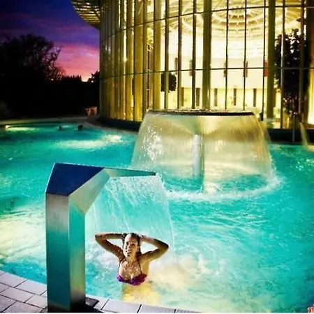 펜션 Aux Pieds Des Thermes 스파